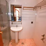 Edificio Apolo 5 Apartment *
